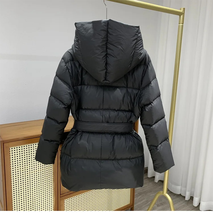 Chaqueta acolchada con cinturón | Eira