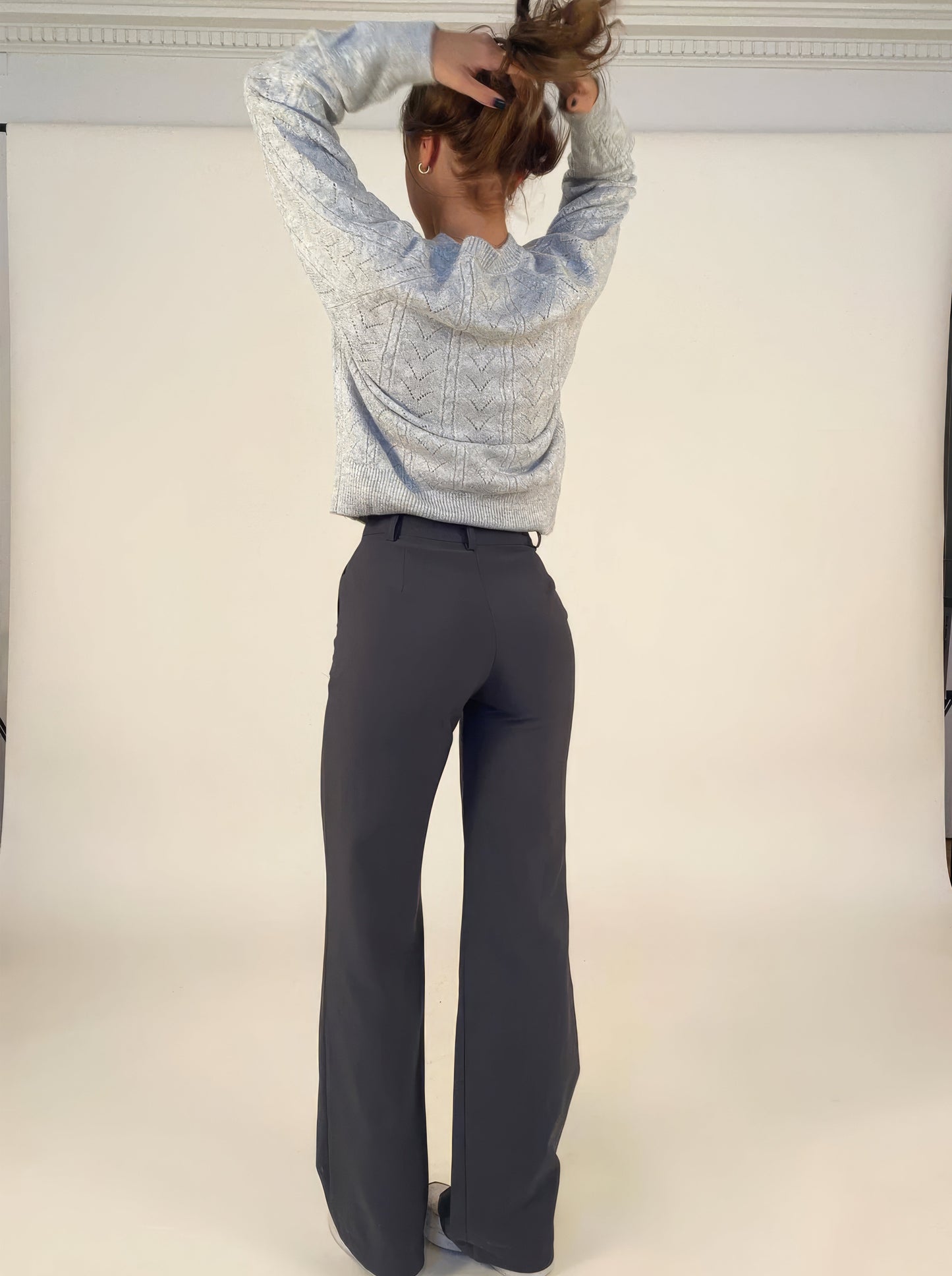 Pantalón acampanado de tiro medio | Elena