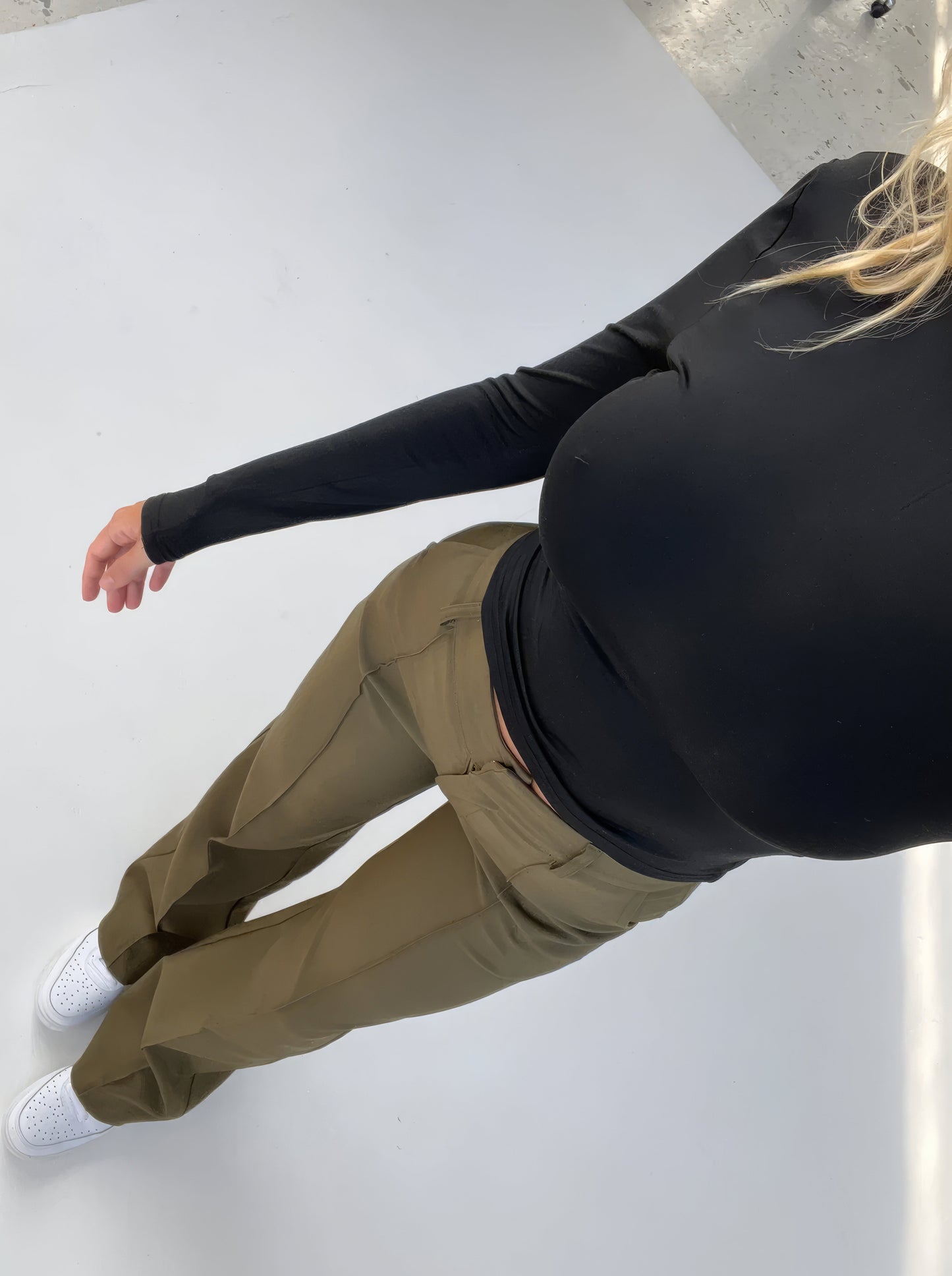 Pantalón acampanado de tiro medio | Elena