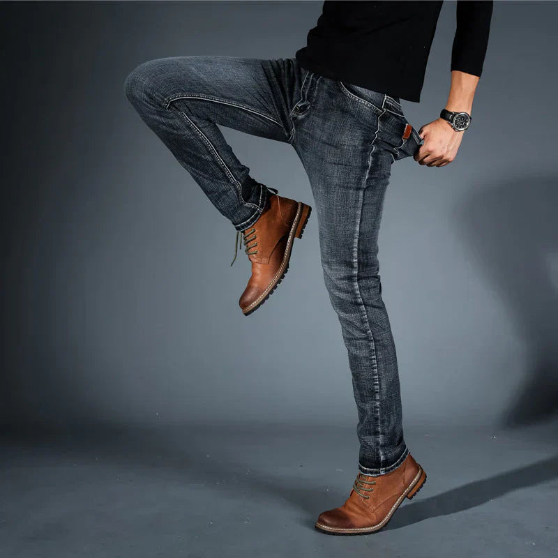 Vaqueros elásticos de corte slim | Enzo