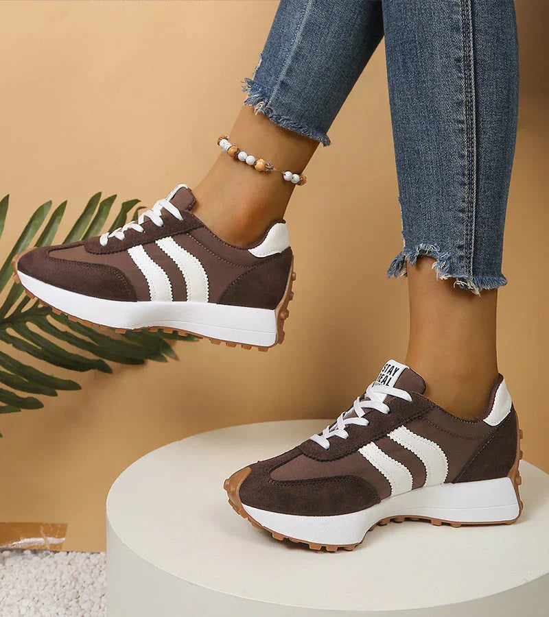 Zapatillas deportivas de estilo urbano | Elira