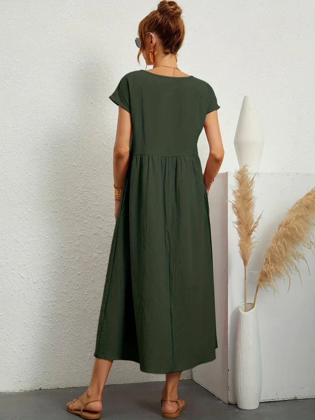 Vestido midi fluido de elegancia atemporal | Gabriela