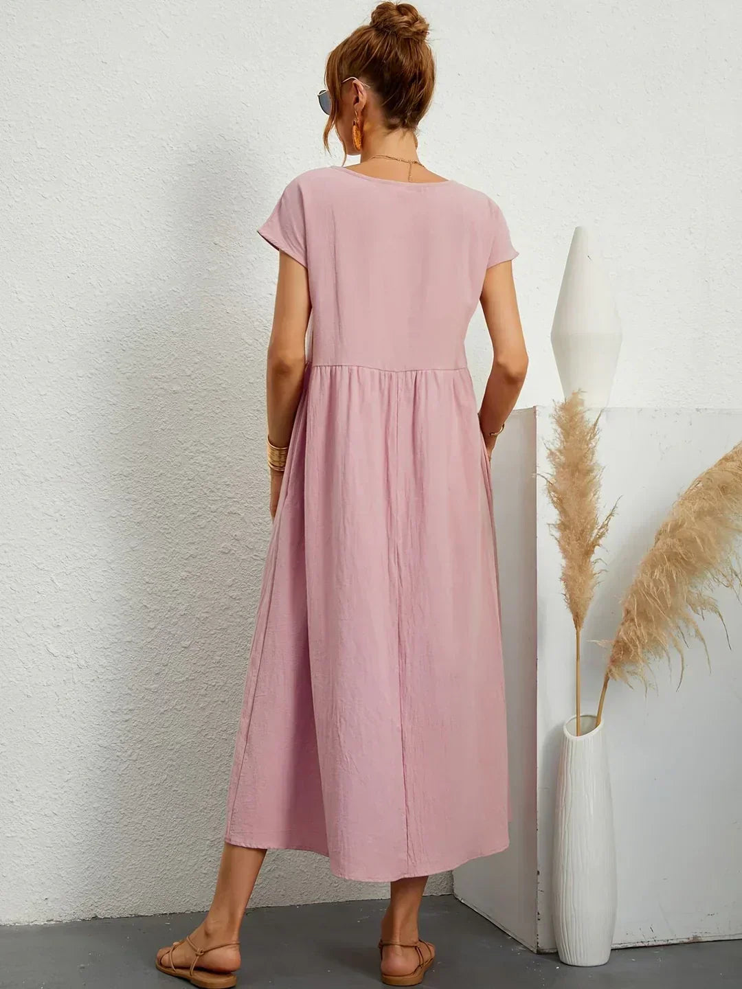 Vestido midi fluido de elegancia atemporal | Gabriela