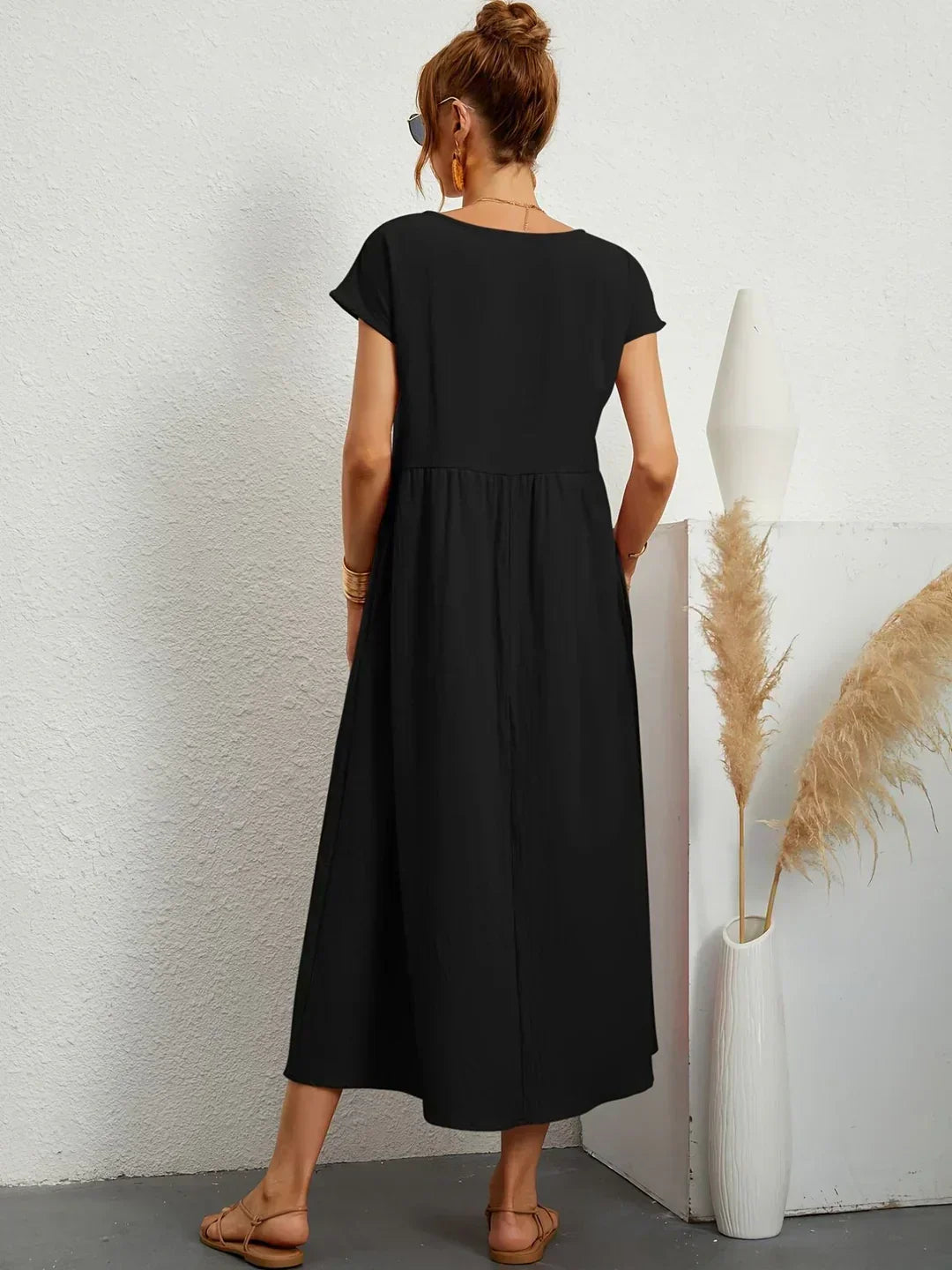 Vestido midi fluido de elegancia atemporal | Gabriela
