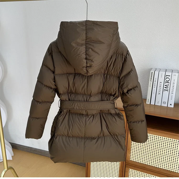 Chaqueta acolchada con cinturón | Eira