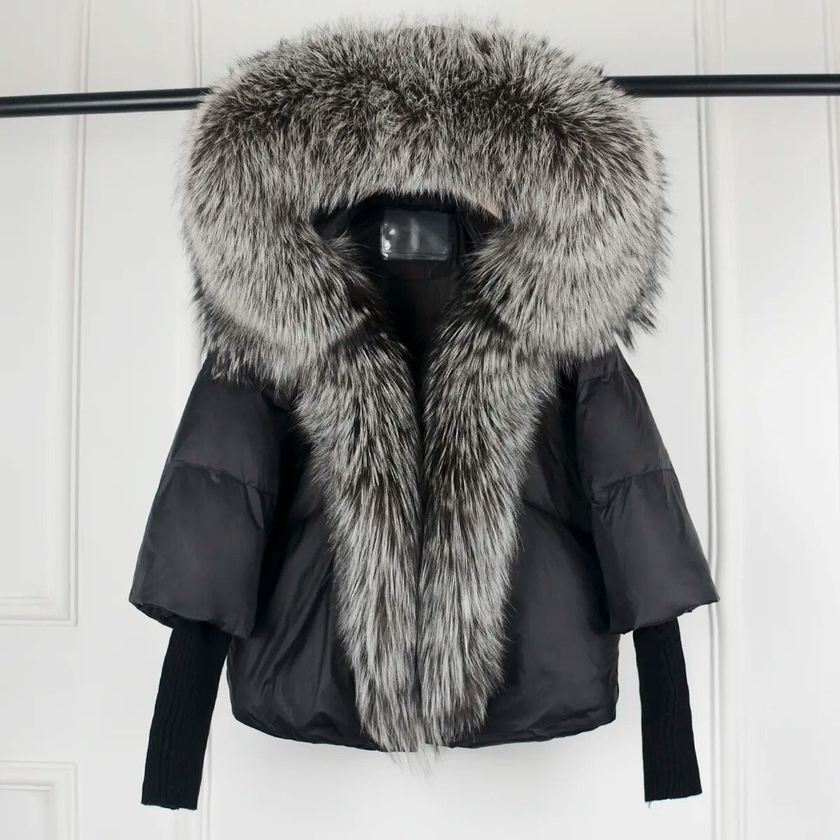 Chaqueta acolchada con capucha de pelo | Zorya