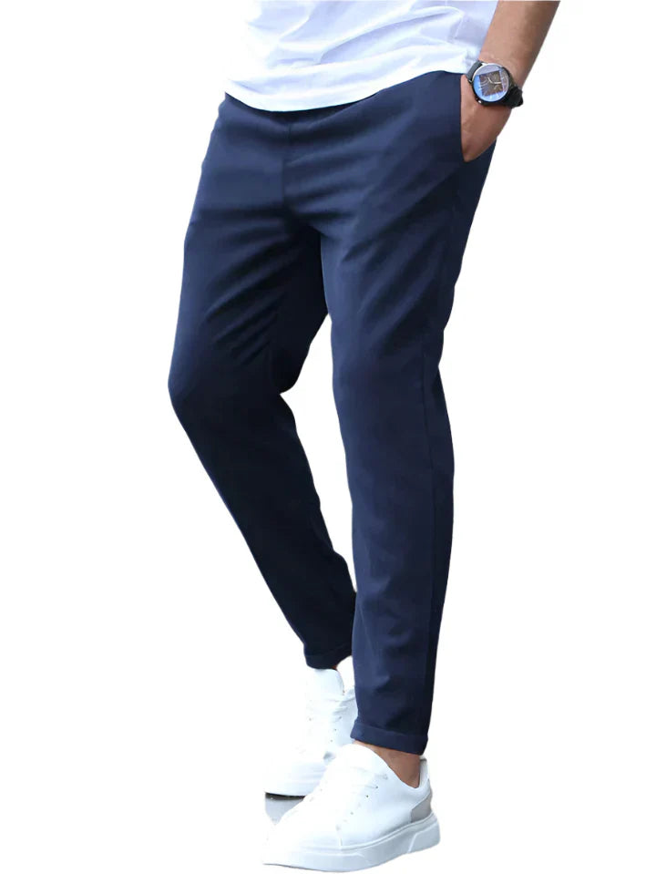 Pantalón elástico de corte slim | Matteo