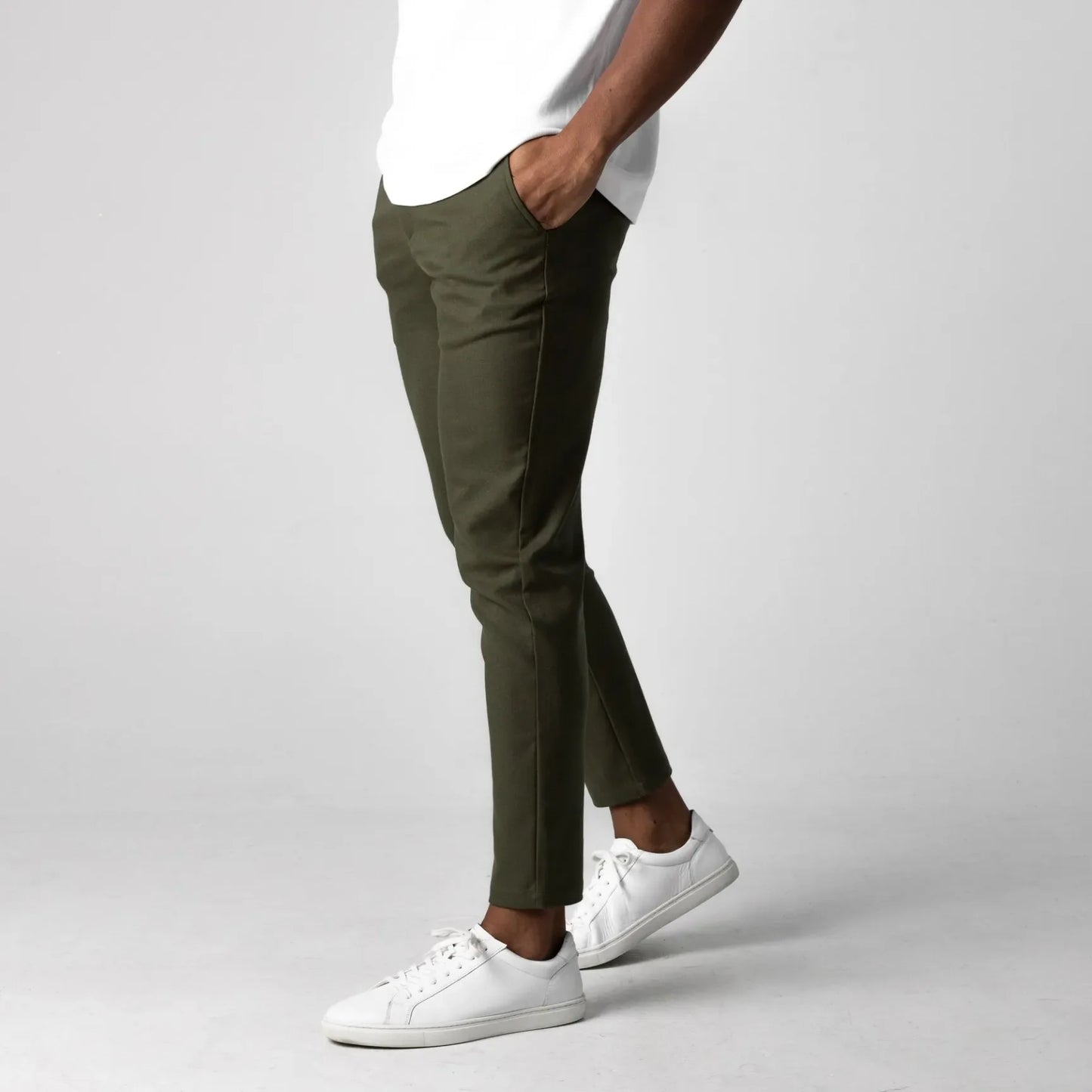 Pantalón chino elástico de corte slim | Luca